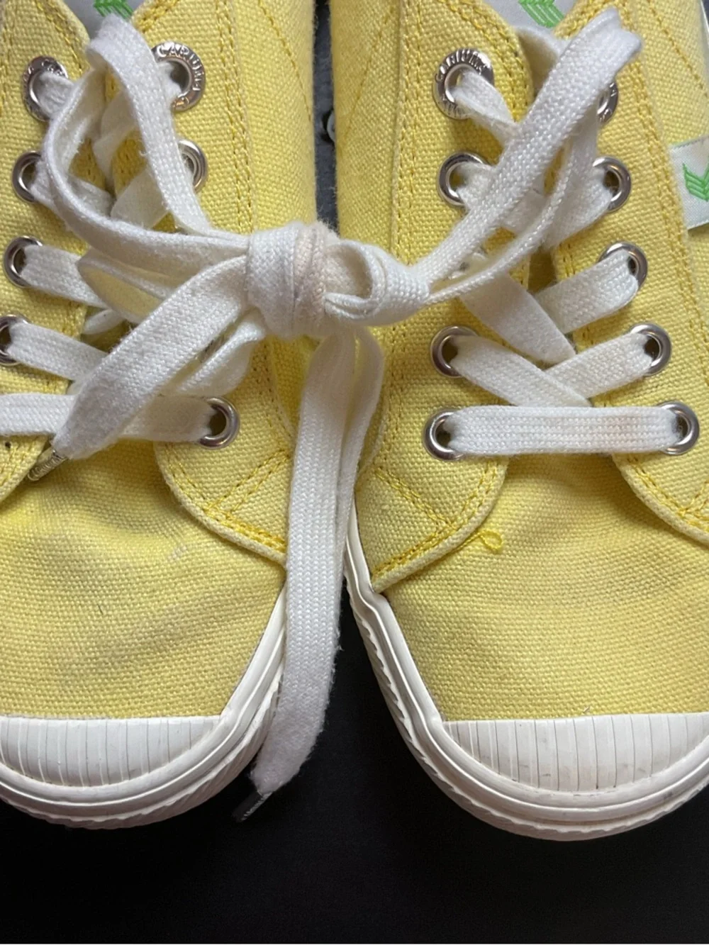 Cariuma OCA Low Top Sneakers Yellow Canvas Women’s Size 7 Casual Comfortable - Picture 3 of 11